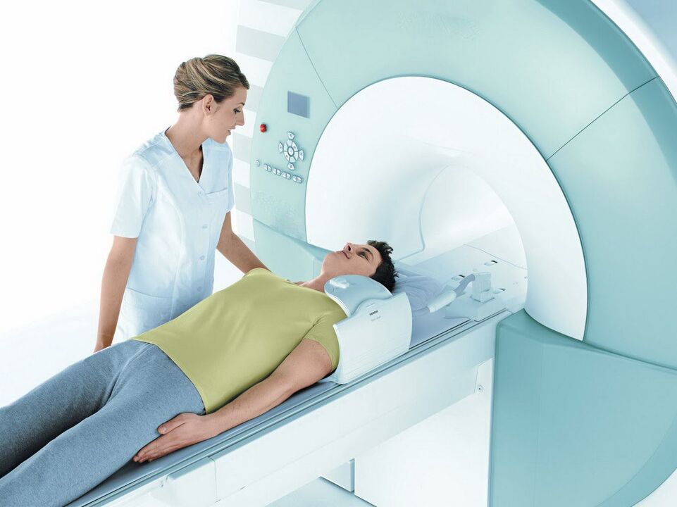Ressonância magnética para diagnosticar osteocondrose